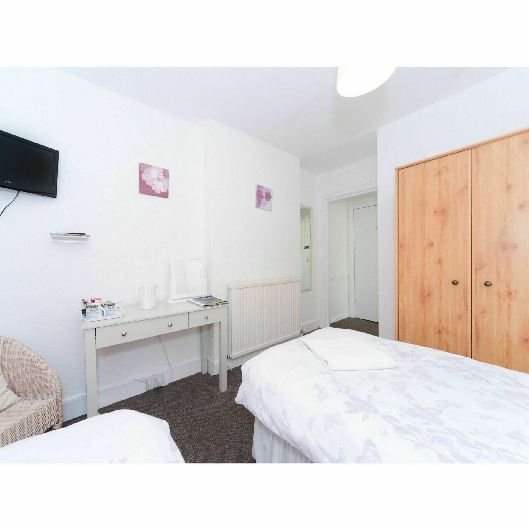 Sandy Bay Guest House Борнмът Екстериор снимка